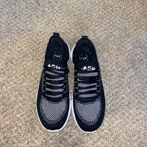 APL techloom breeze sneakers